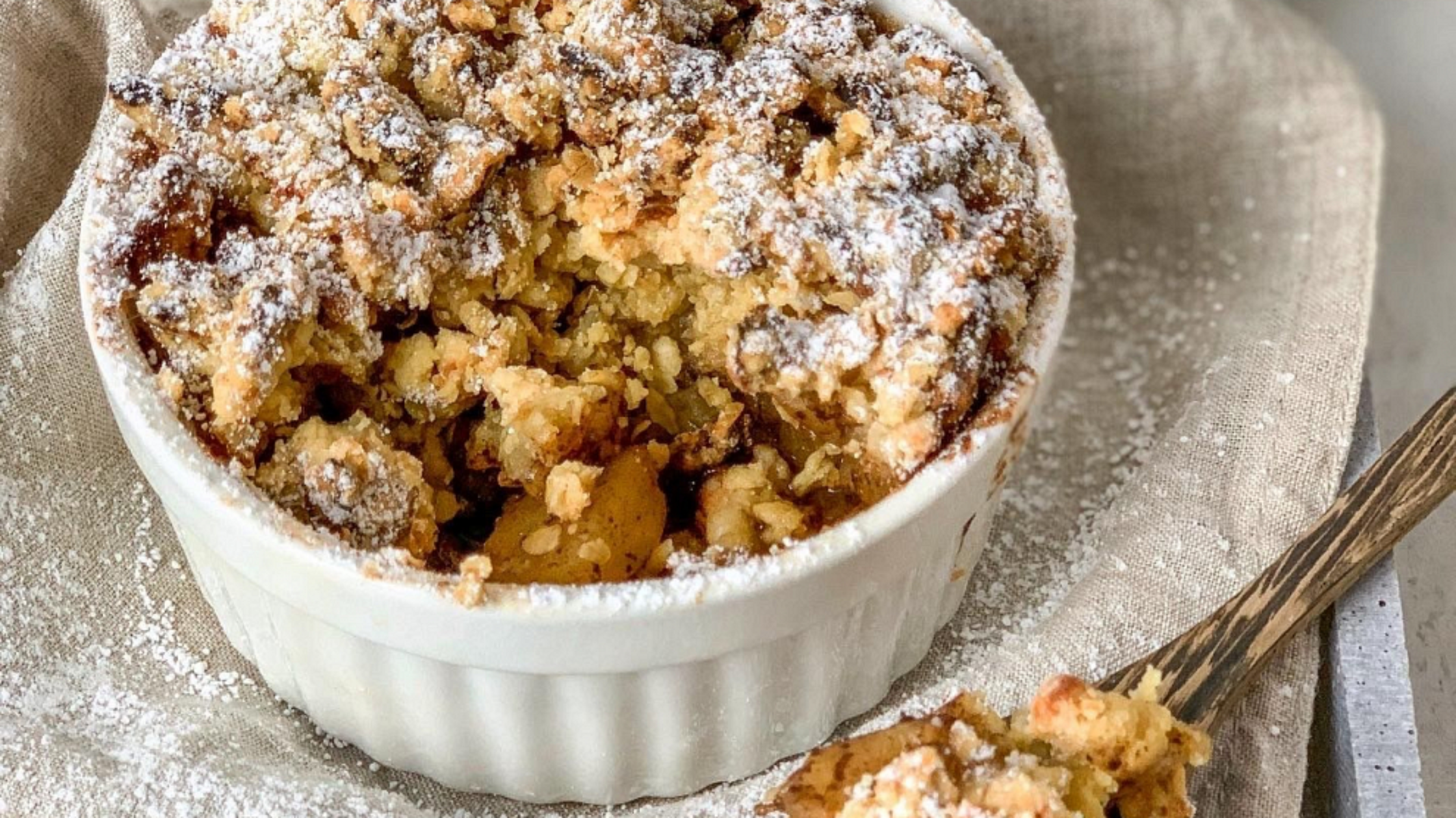 Apfel Marzipan Crumble